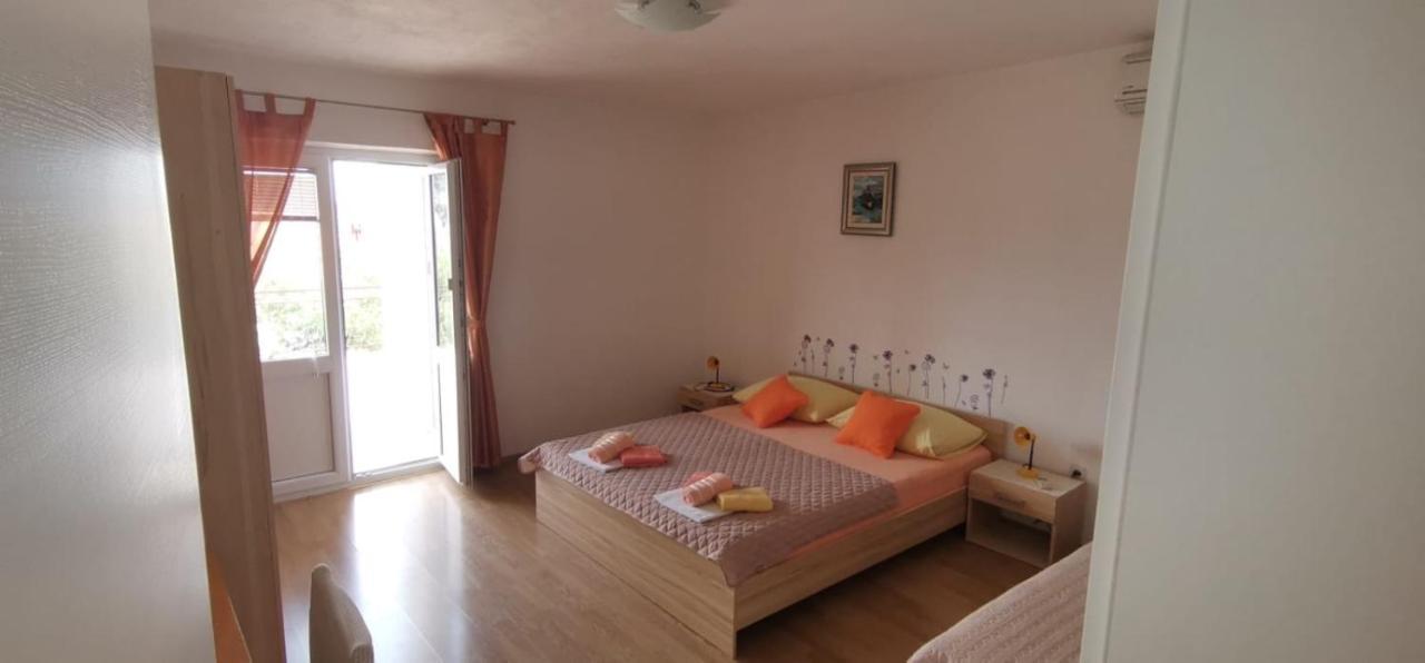 Apartments Mate Baska Voda Exterior photo