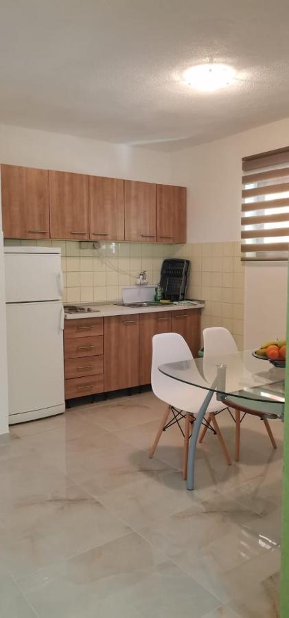 Apartments Mate Baska Voda Exterior photo